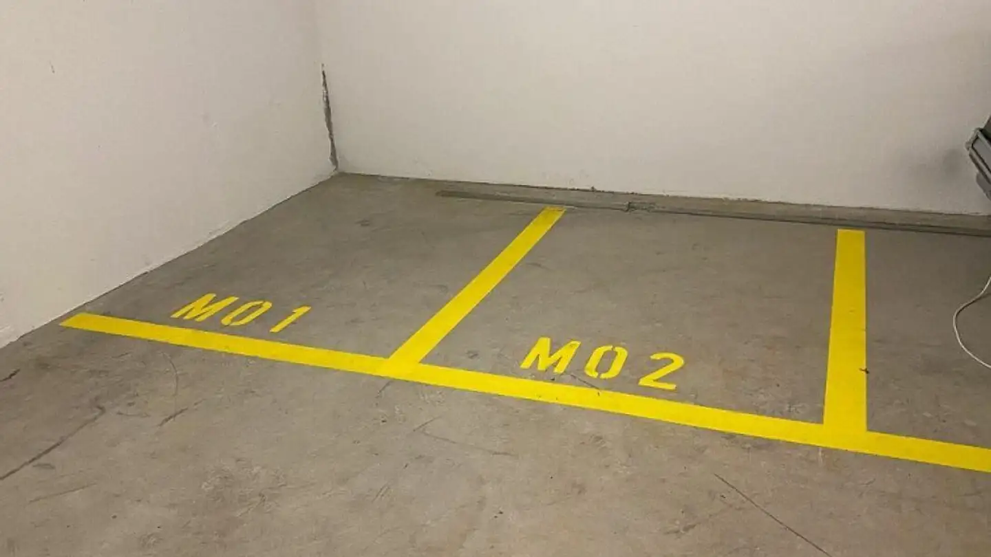 Place de parking extérieure à louer - Lauchefeld 27, 9548 Matzingen