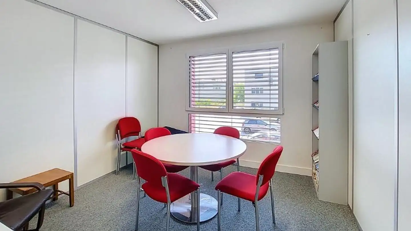 Bürofläche mieten - Le Piolet 34, 1470 Estavayer-le-Lac - Foto 4