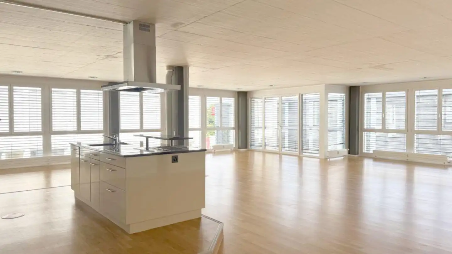 Commercial à louer - Chaltenbodenstrasse 6f, 8834 Schindellegi - Photo 4