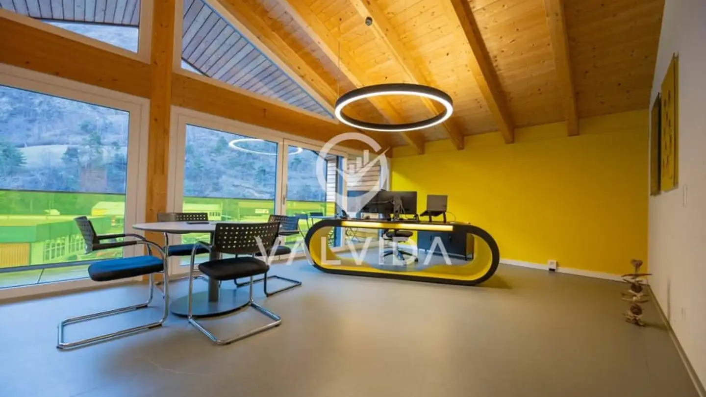 Commercial for rent - Kantonsstrasse 73a, 3930 Visp