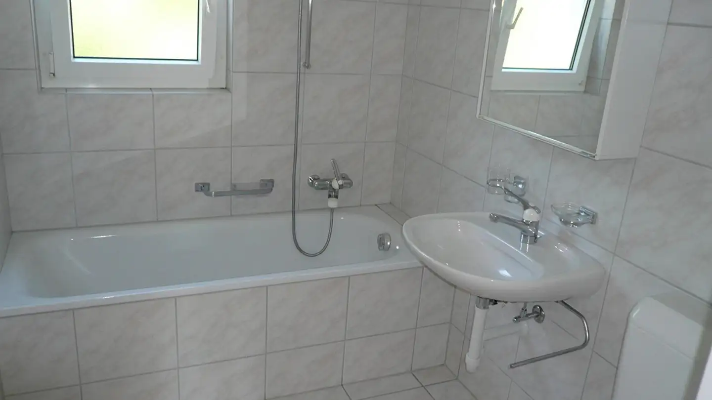 Wohnung mieten - Mühlerainstrasse 2, 8344 Bäretswil - Foto 4