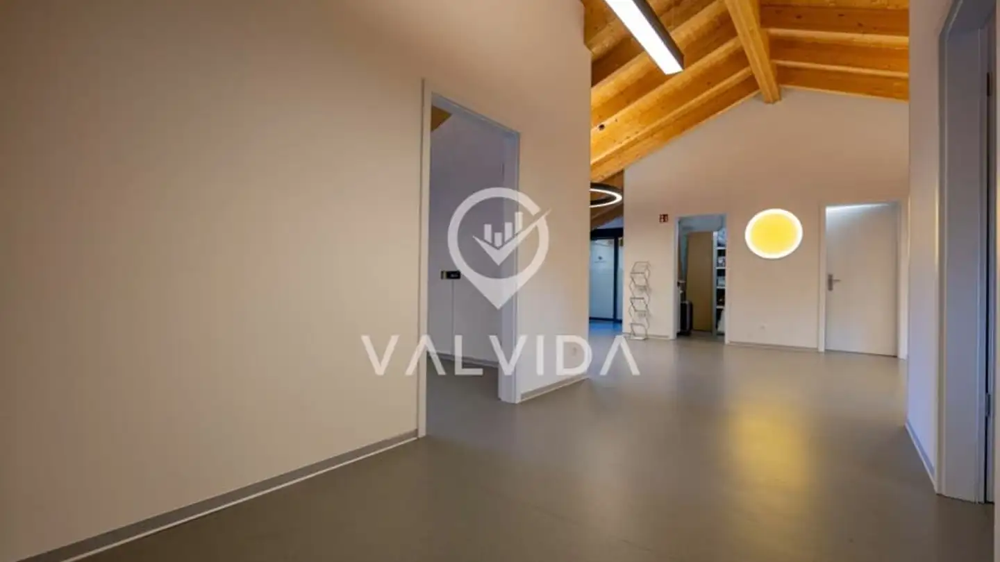 Commercial for rent - Kantonsstrasse 73a, 3930 Visp - Photo 4