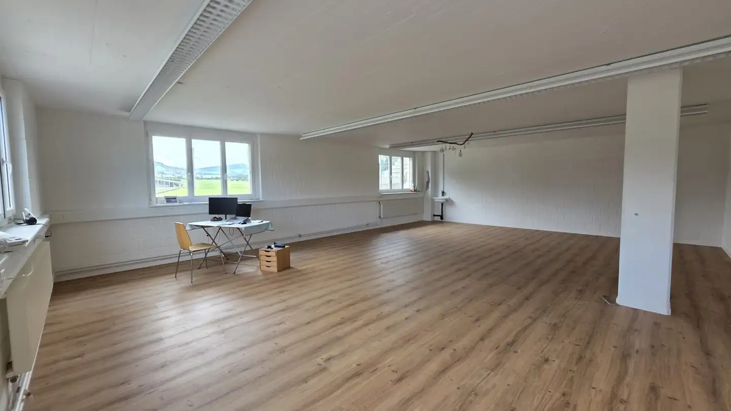 Commerciale in affitto - Alte Schmerikonerstrasse 3, 8733 Eschenbach SG - Foto 2