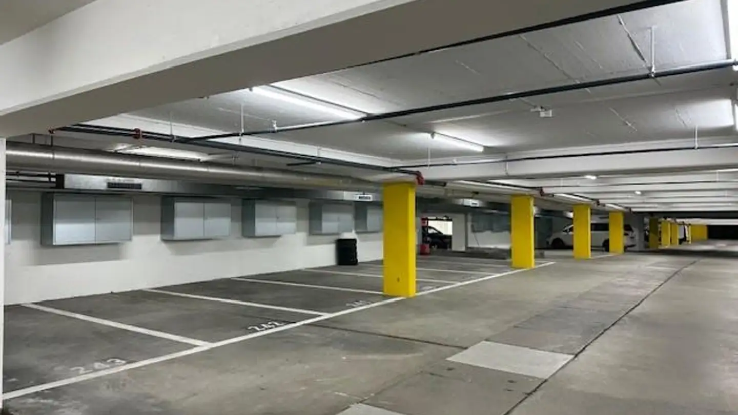 Tiefgaragenstellplatz mieten - Im Struppen 11, 8048 Zürich - Foto 2
