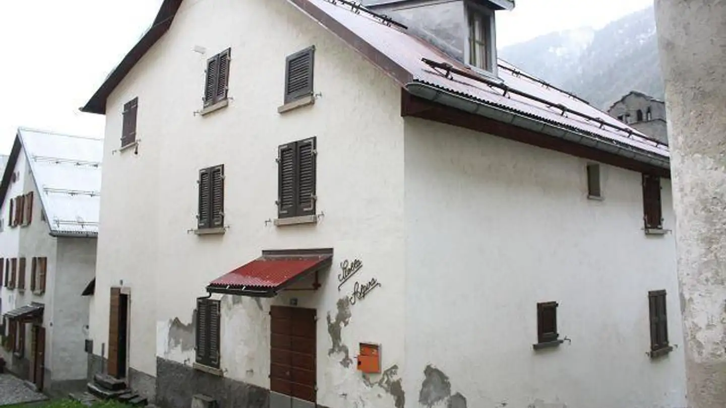 Maison individuelle à vendre - 6780 Airolo