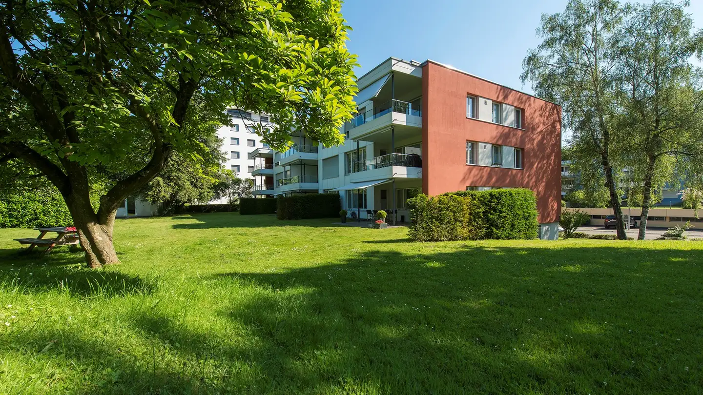 Tiefgaragenstellplatz mieten - Bächlerstrasse 38, 8802 Kilchberg ZH