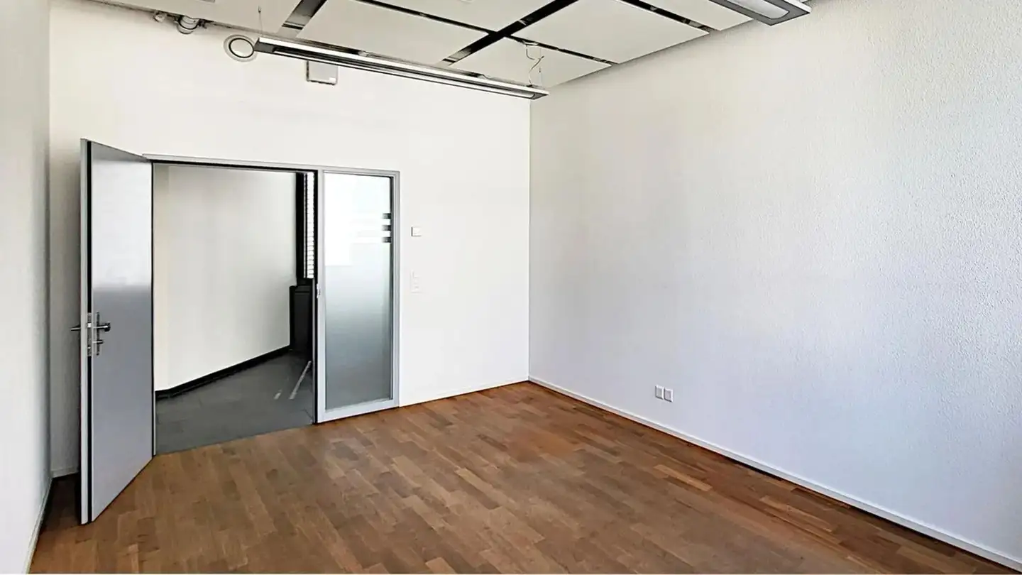 Bürofläche mieten - Zürichstrasse 72, 8306 Brüttisellen