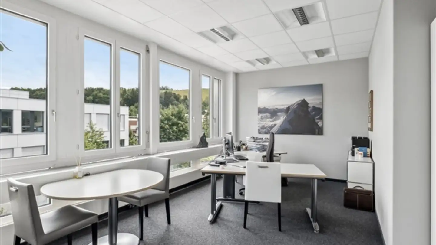 Office space for rent - Blegistrasse 11b, 6340 Baar - Photo 2