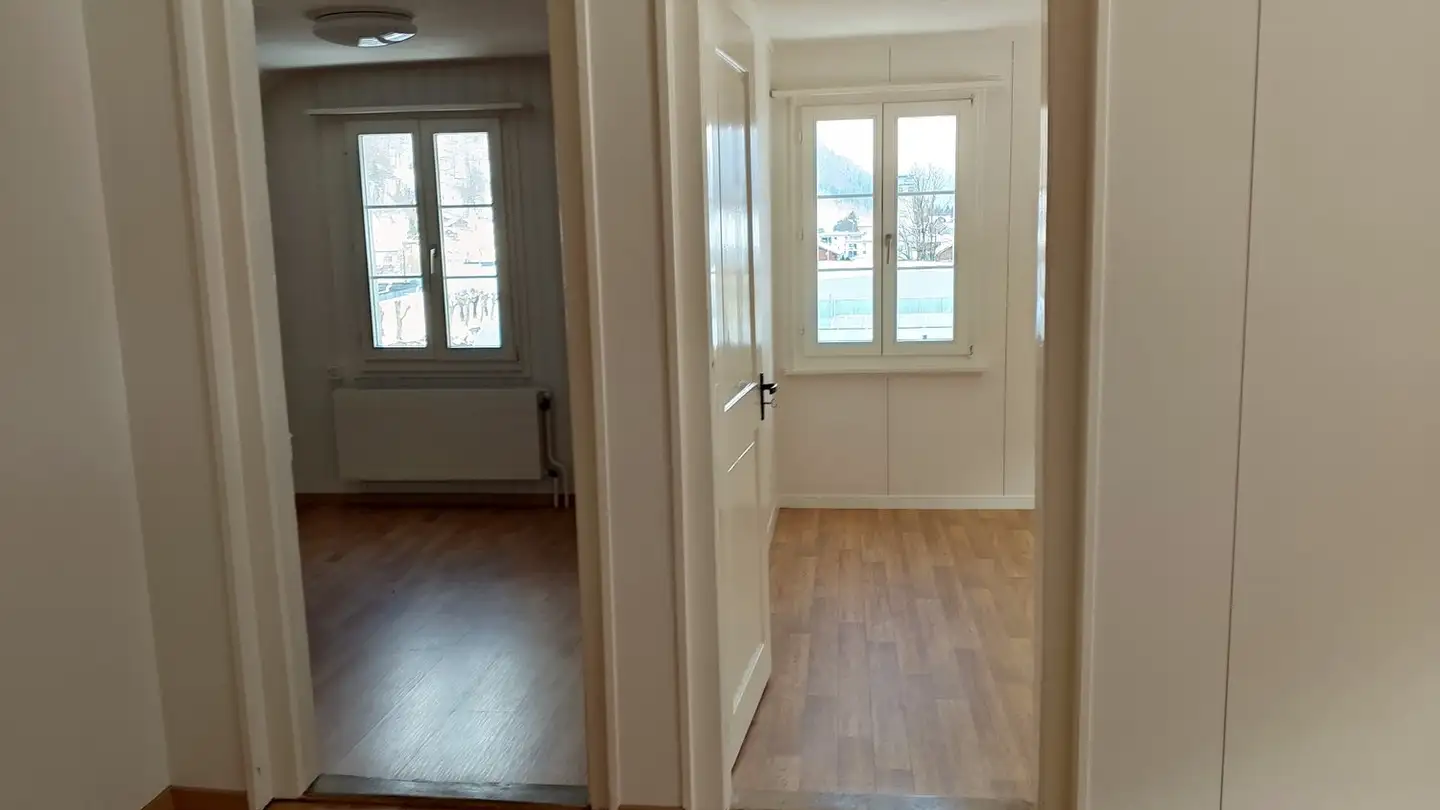 Appartement à louer - 8783 Linthal - Photo 3