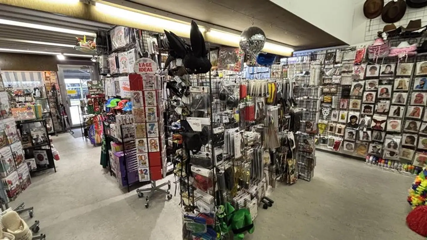 Edificio ad uso misto in affitto - 2300 La Chaux-de-Fonds