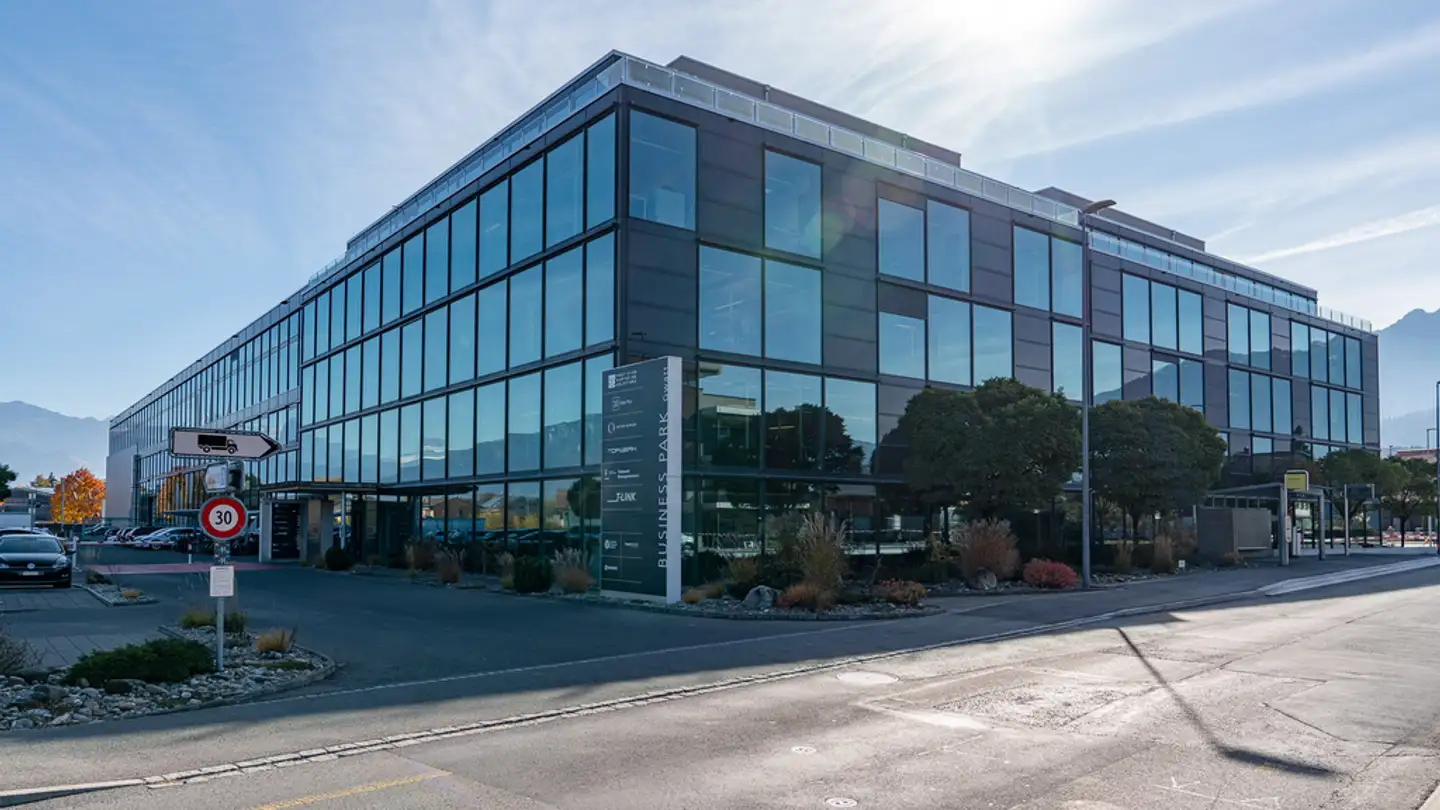 Commercial for rent - Schorenstrasse 39, 3645 Gwatt (Thun)