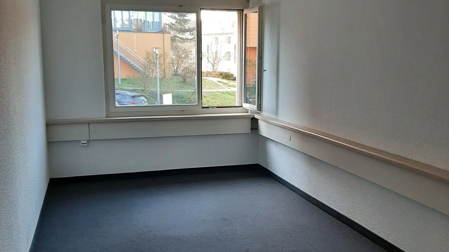 Bürofläche mieten - Aathalstrasse 19, 8610 Uster - Foto 4