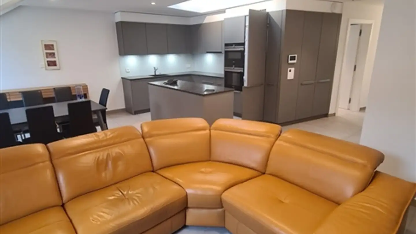 Attique à louer - Rue Du Bourg 30, 1860 Aigle - Photo 3