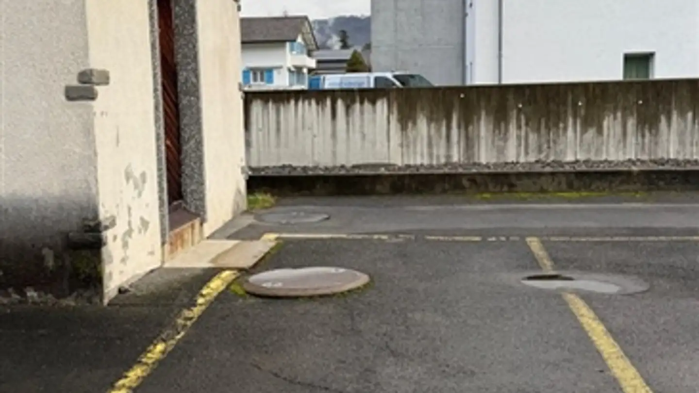 Place de parking extérieure à louer - Chemin Du Grand-Clos 35, 1869 Massongex - Photo 2