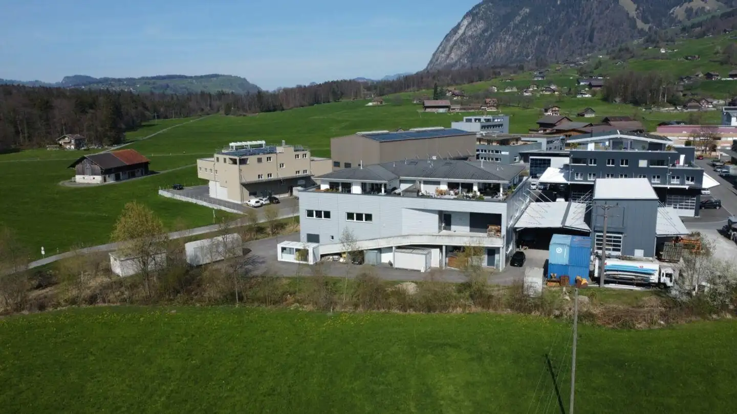 Factory for rent - Industriestrasse 23, 6064 Kerns