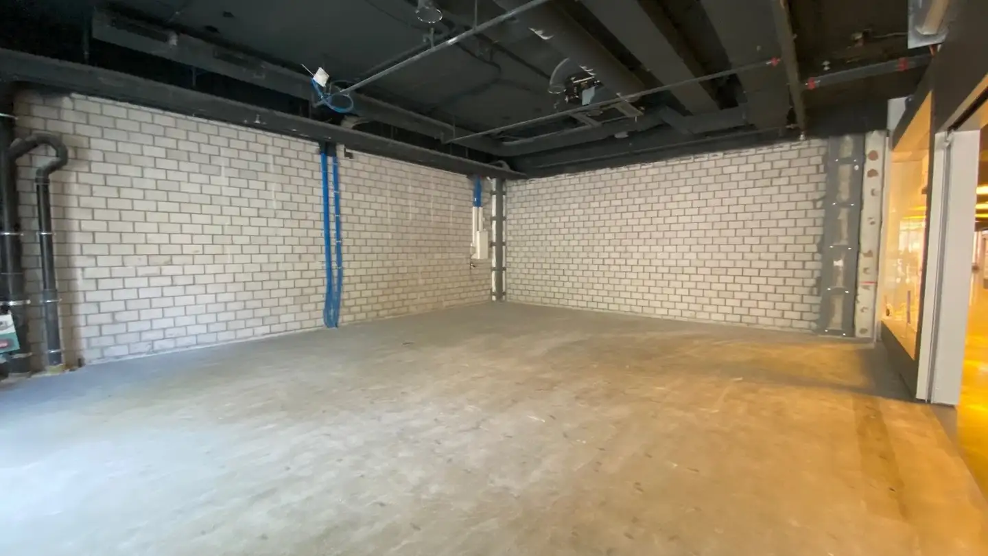 Shop for rent - Zürichstrasse 20, 8610 Uster - Photo 4