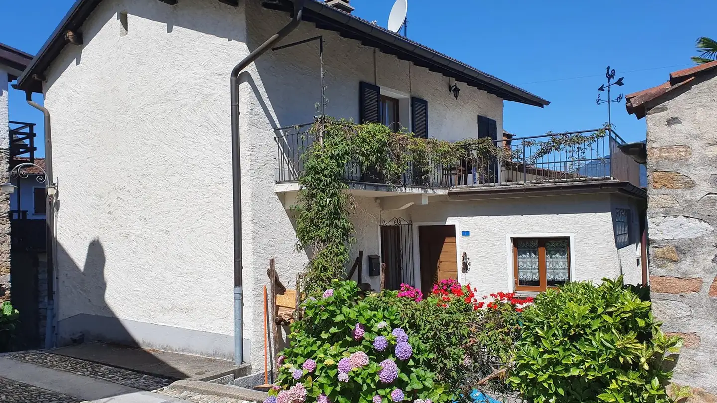 Casa singola in affitto - 6574 Vira (Gambarogno)