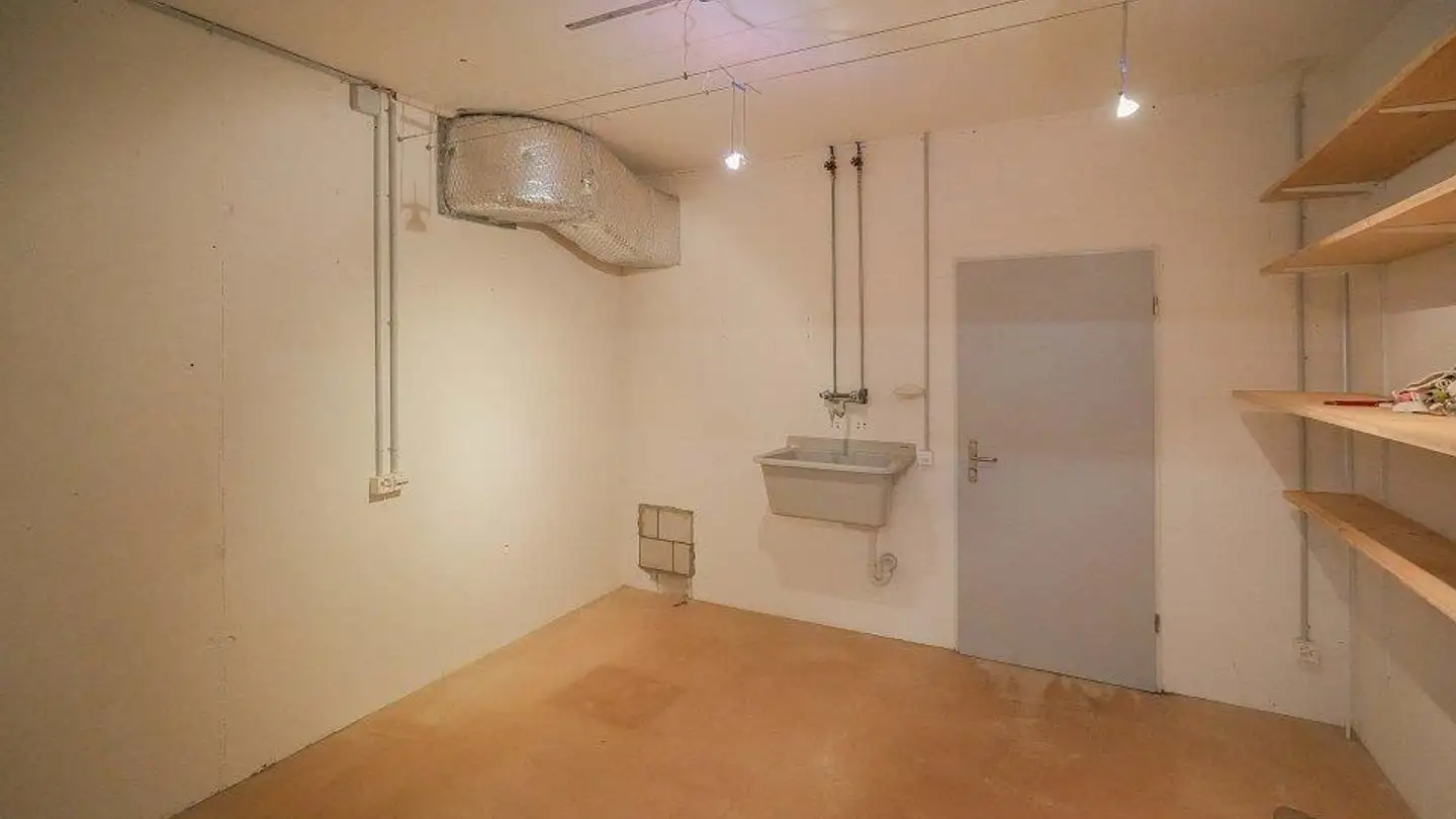 Commercial for sale - Hintere Bahnhofstrasse 9a, 5080 Laufenburg - Photo 2