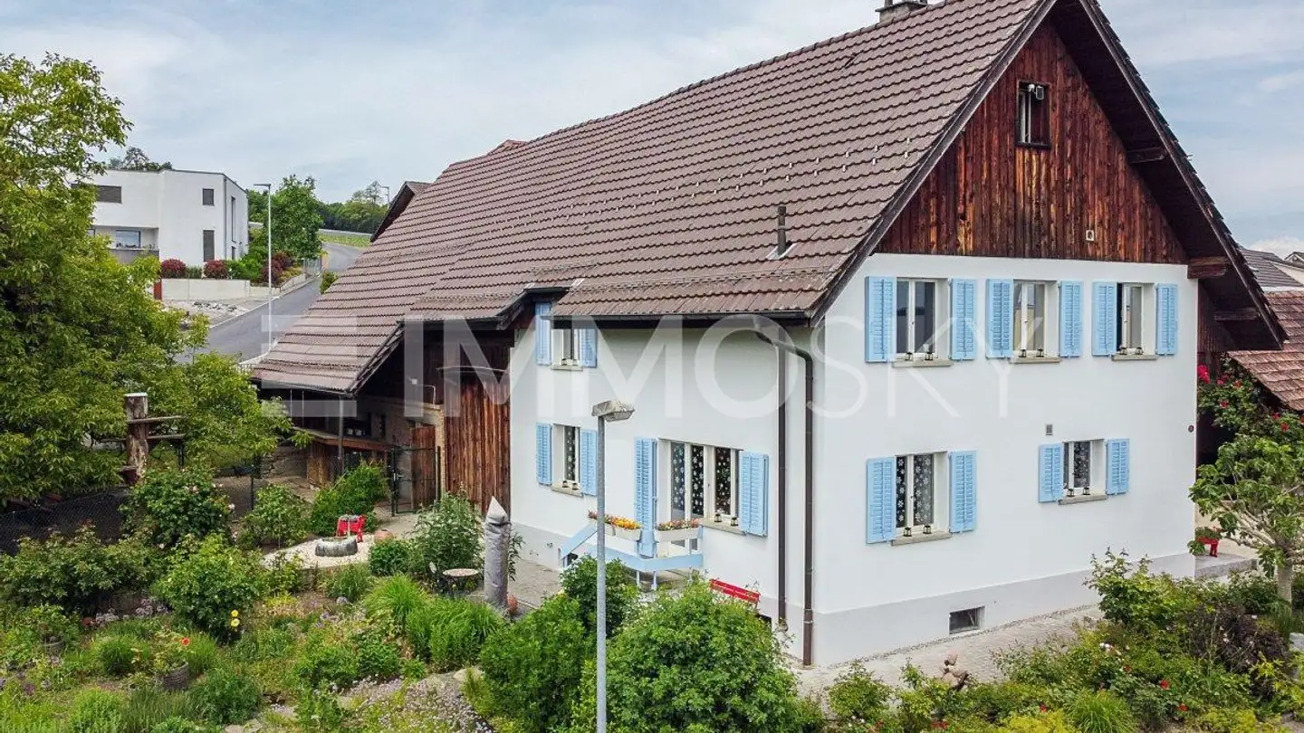 Farm for sale - 5606 Dintikon