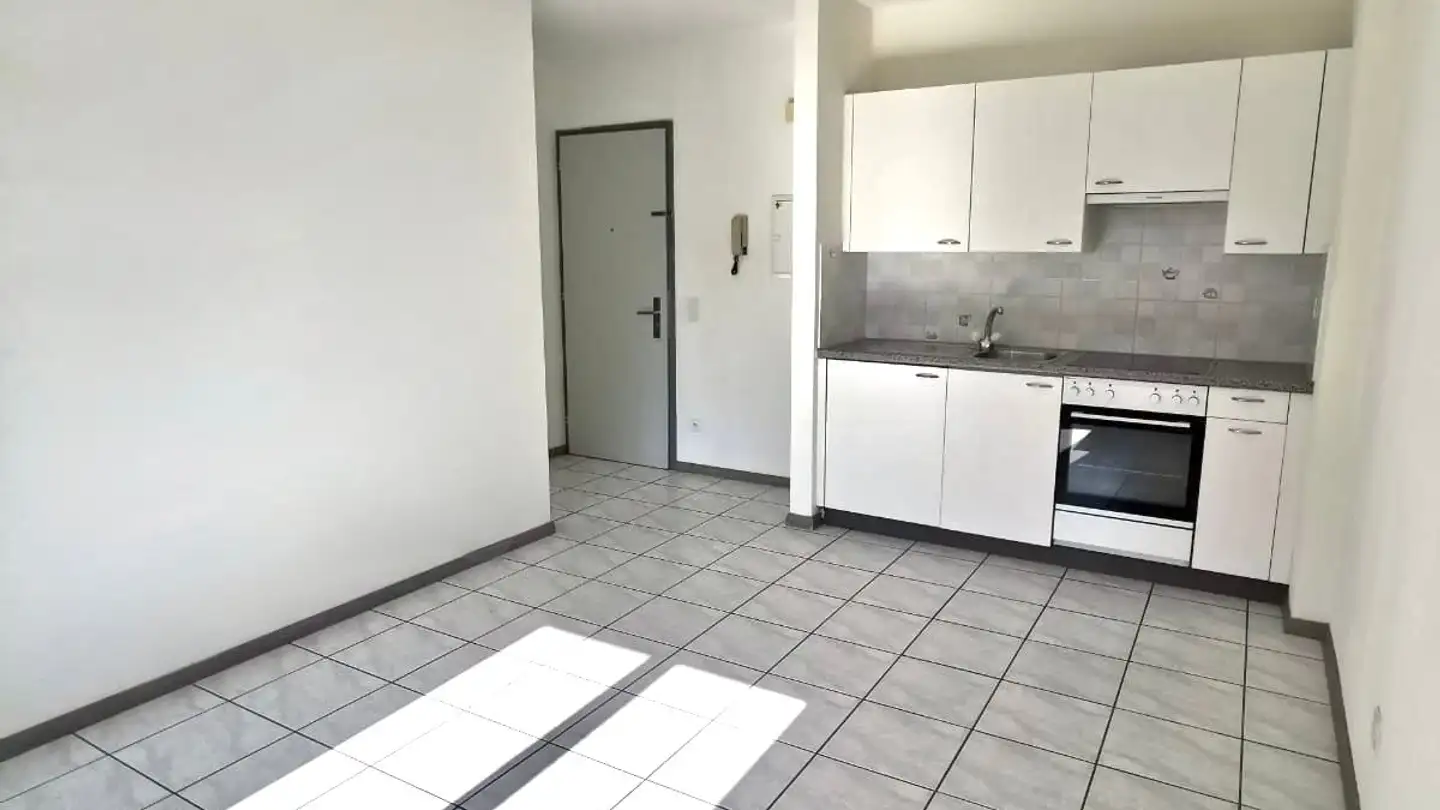 Apartment for sale - Via Cantonale 17, 6814 Lamone