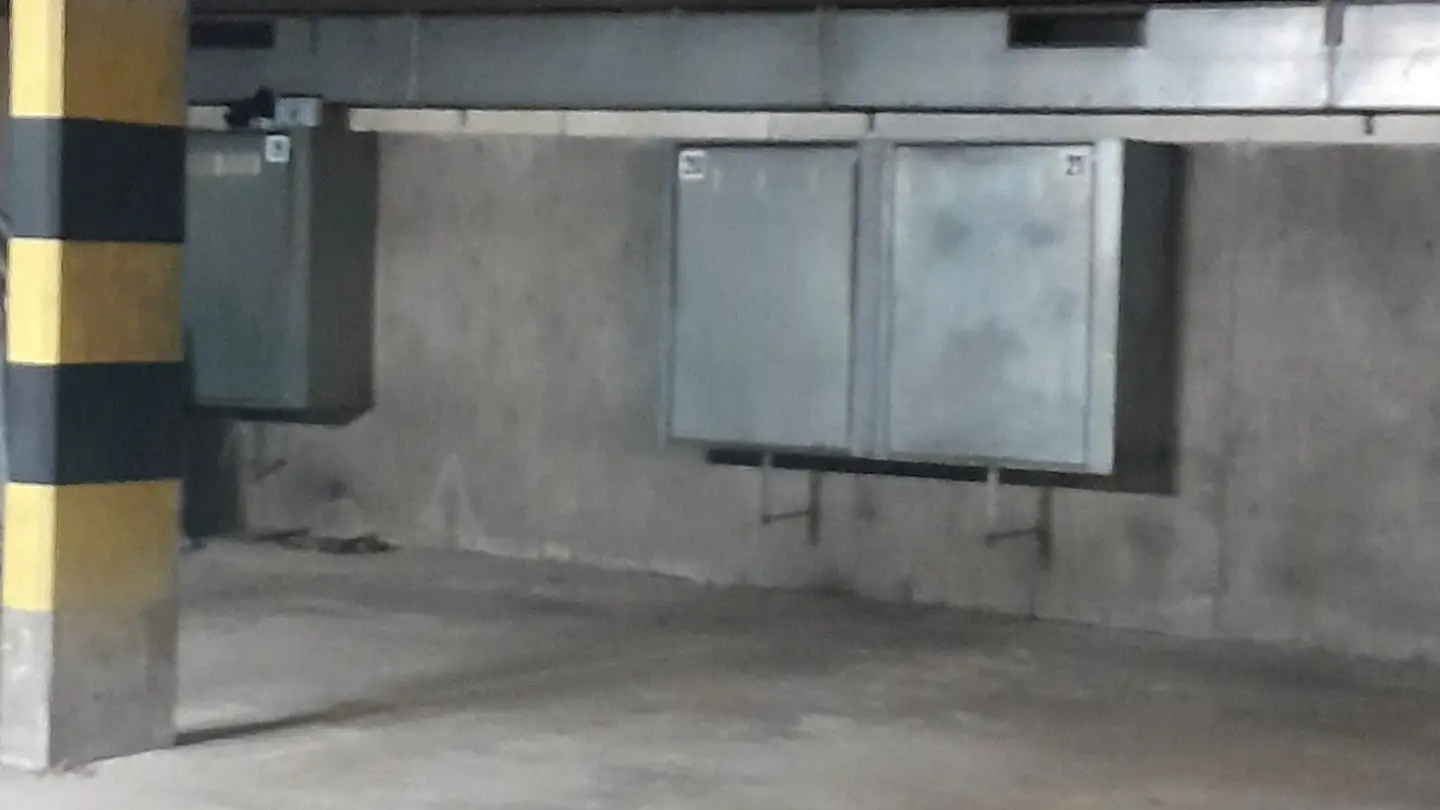 Garage singolo in affitto - Rue Du Chalet 16, 2300 La Chaux-de-Fonds - Foto 4