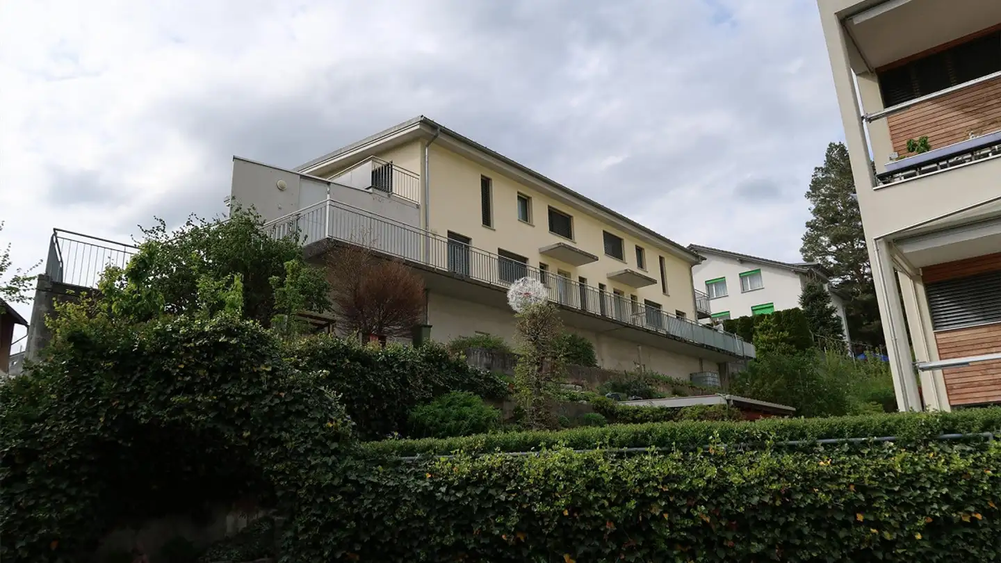 Casa bifamiliare in vendita - Hintere Kreuzgasse 5, 6422 Steinen - Photo 2