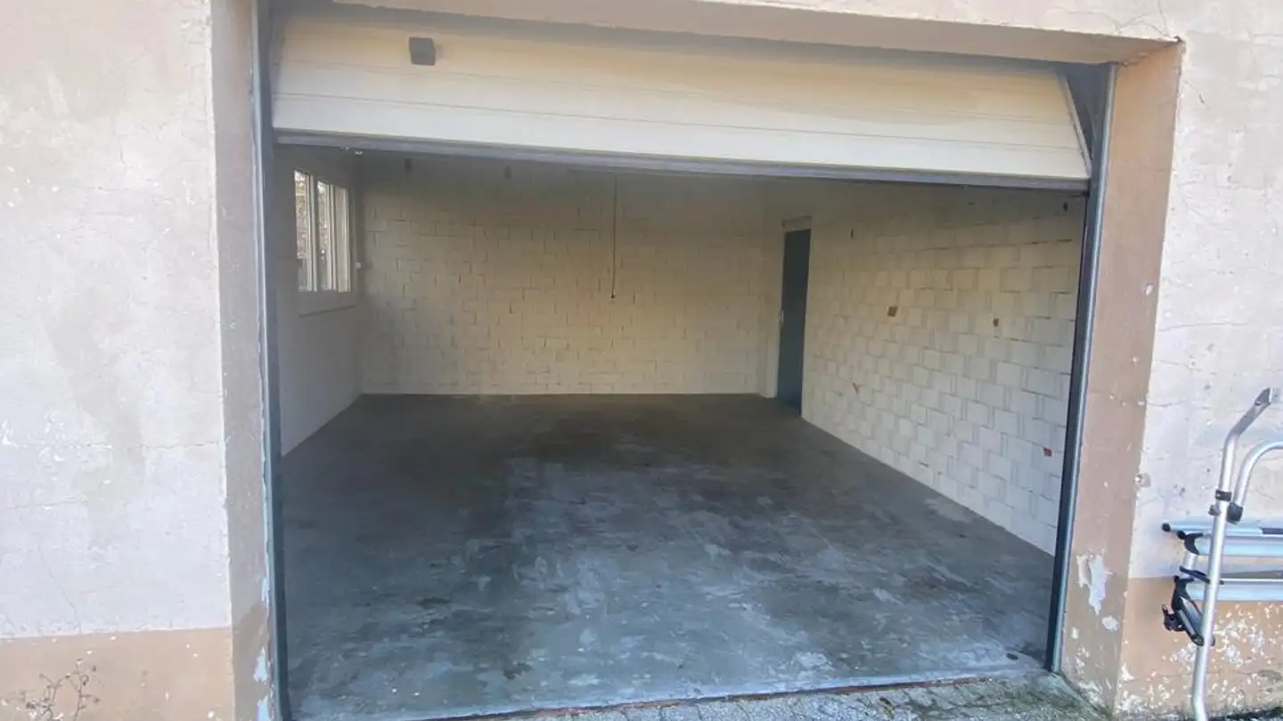 Single garage for rent - Chemin De Longeraie 2, 1350 Orbe