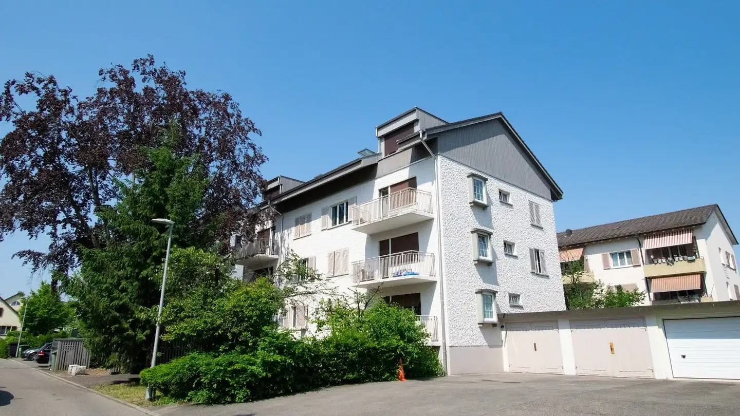 Studio à louer - Fliederstrasse 3, 8152 Glattbrugg