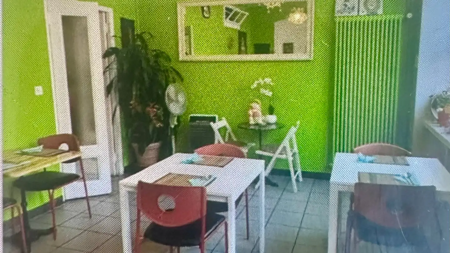 Hotel for sale - Rue de la Borde, 1018 Lausanne
