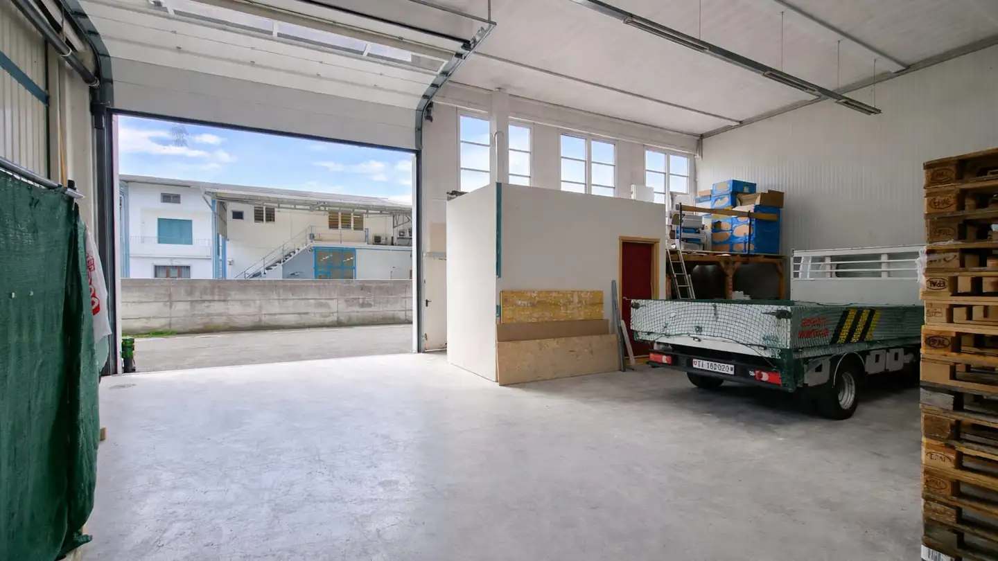 Edificio ad uso misto in affitto - 6826 Riva San Vitale