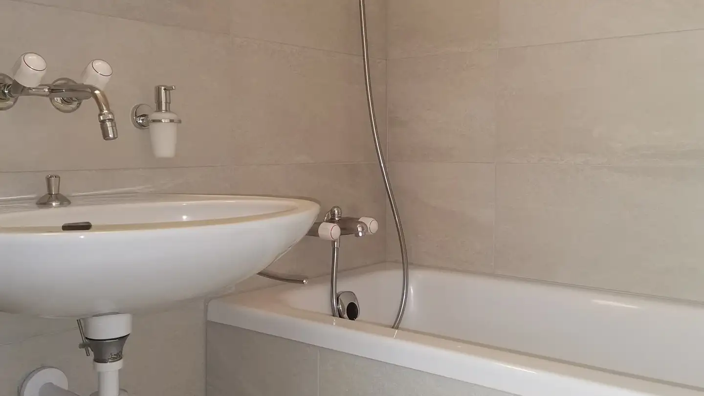 Appartamento in affitto - Rue D'aegerten / Aegertenstrasse 1, 2503 Biel/Bienne - Photo 4