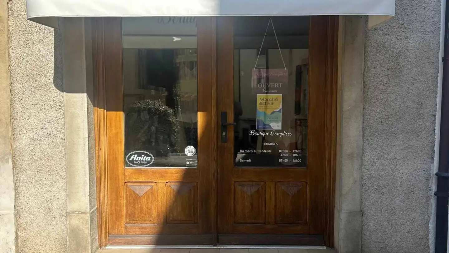 Commercial for rent - 1350 Orbe - Photo 4