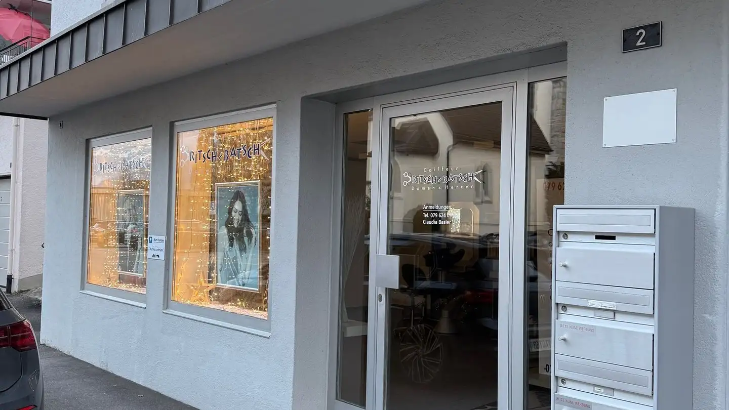 Friseursalon mieten - Friedenstrasse 2, 6373 Ennetbürgen - Foto 2