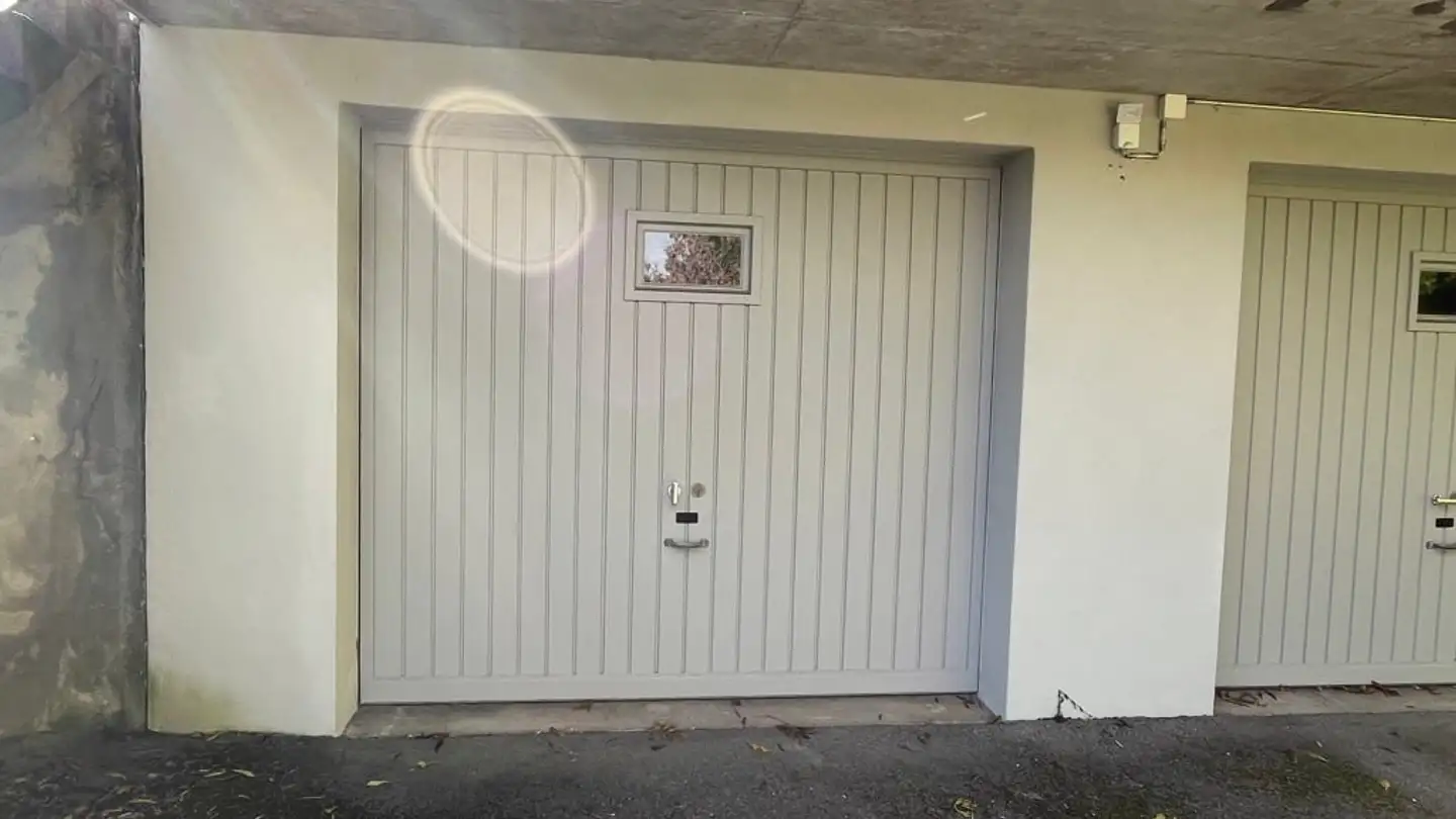 Garage individuel à louer - Hauptstrasse 74, 8246 Langwiesen