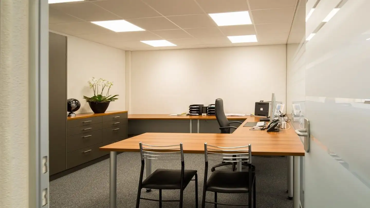 Spazio ufficio in affitto - Hauptstrasse 27, 5734 Reinach AG - Photo 2