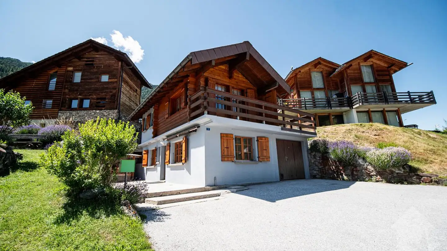 Single house for sale - Saint-Jean, 3961 St-Jean VS