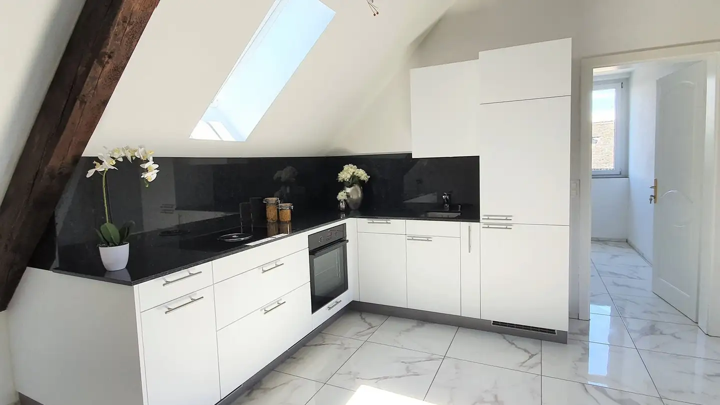 Dachgeschosswohnung mieten - Schaffhauserstrasse 1, 8253 Diessenhofen - Foto 2
