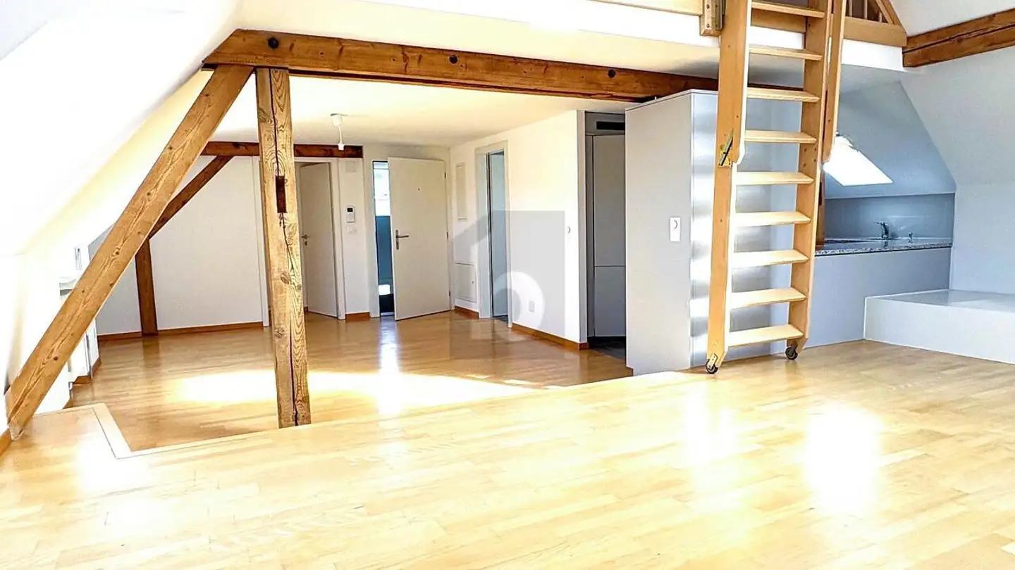 Attic flat for rent - 8032 Zürich