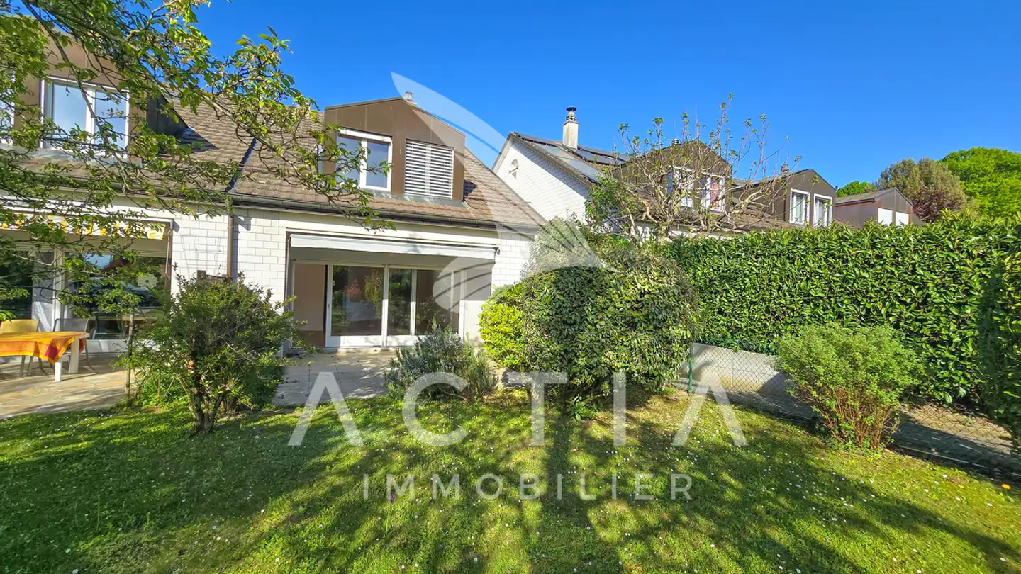 Stepped house for sale - 1020 Renens VD