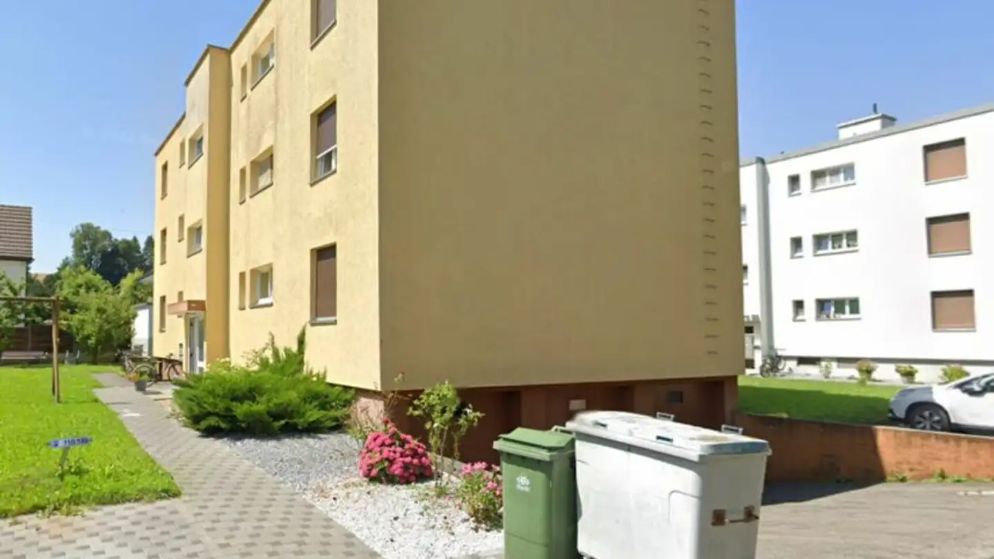 Residential building for sale - Awangerweg 1, 4528 Zuchwil