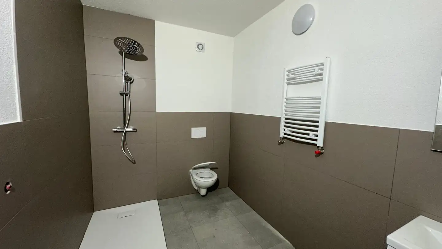 Apartment for rent - Langenthalstrasse 1, 4912 Aarwangen - Photo 2