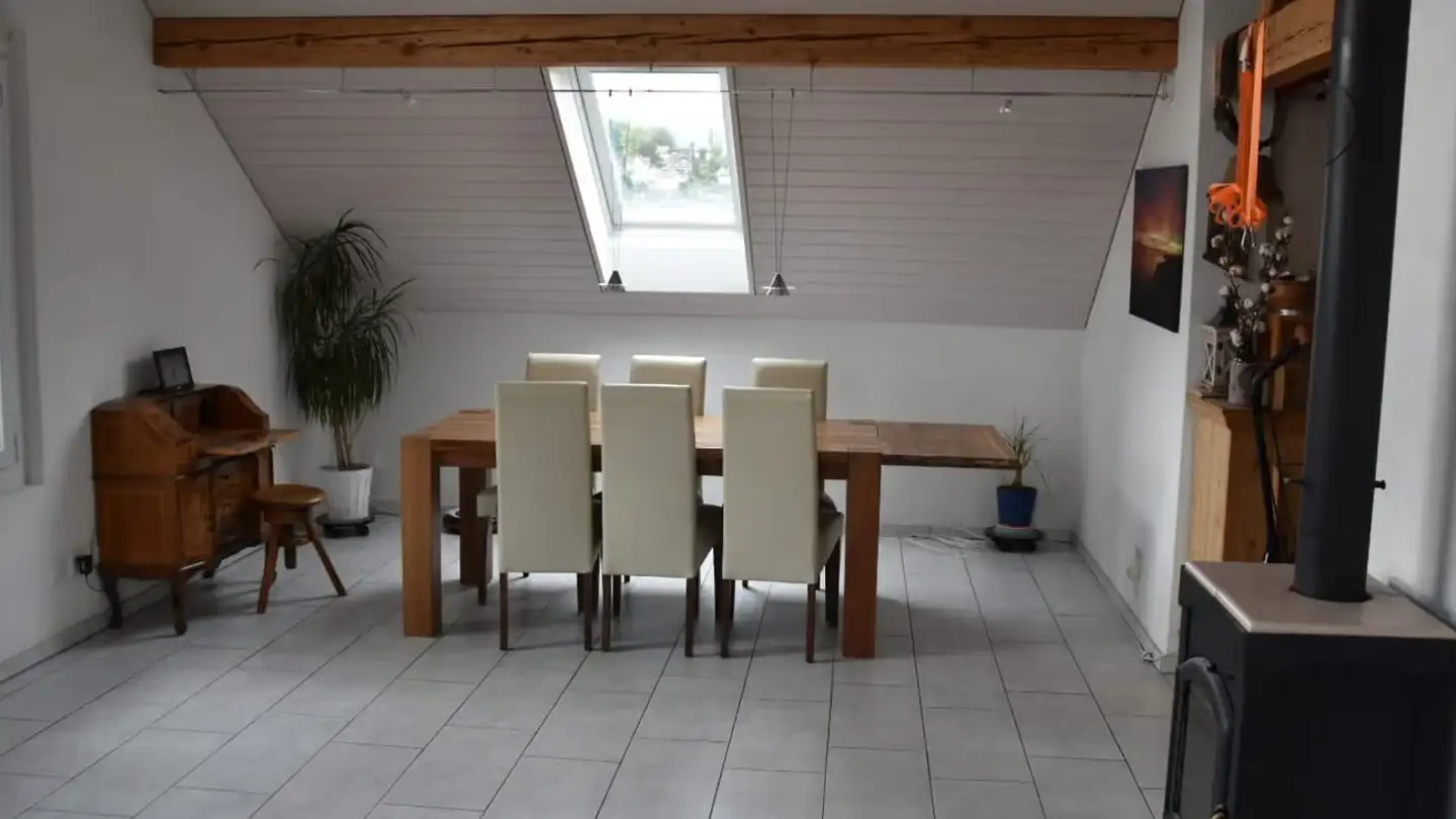 Attic flat for rent - Amselweg 14, 3661 Uetendorf - Photo 2