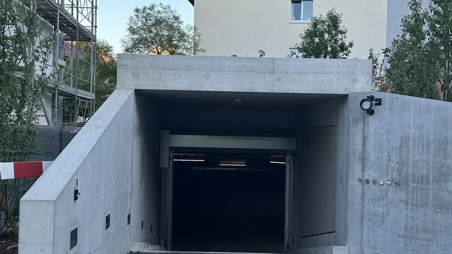 Garage individuel à louer - 8953 Dietikon