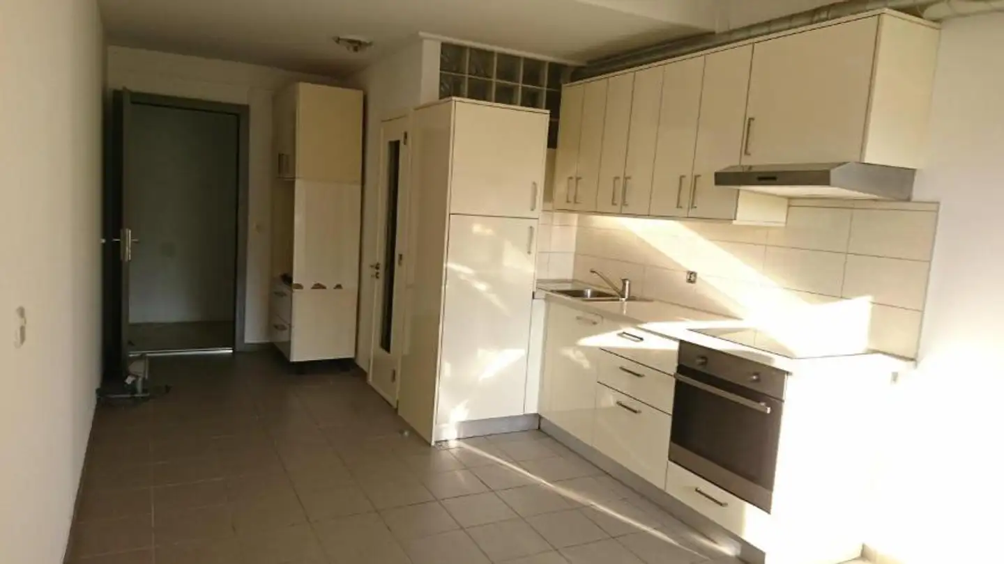 Studio for rent - Rue des Couviers 4, 2074 Marin-Epagnier - Photo 2