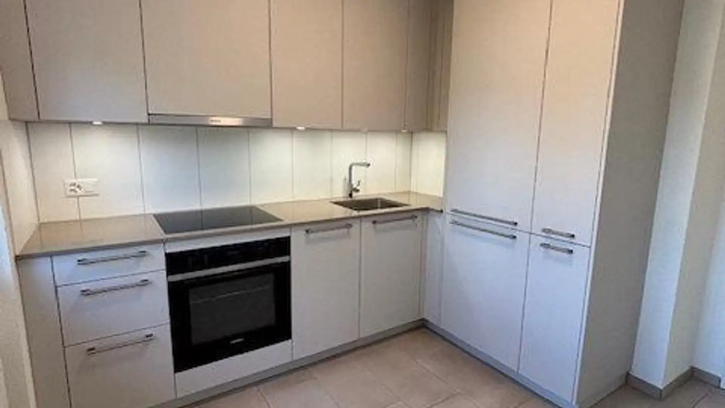 Wohnung mieten - Badenerstrasse 643, 8048 Zürich