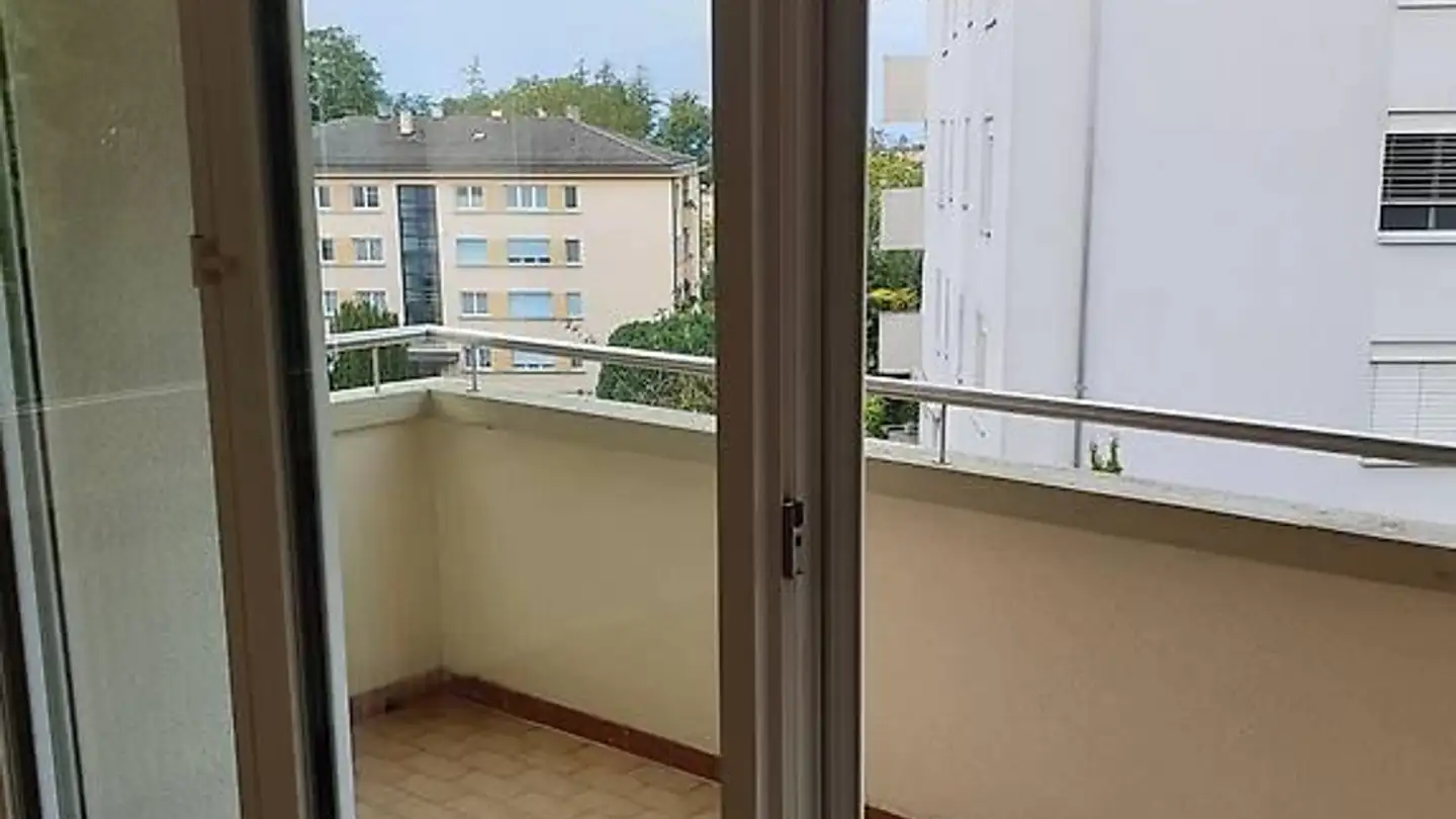 Apartment for rent - Avenue Des Boveresses, 1010 Lausanne - Photo 2