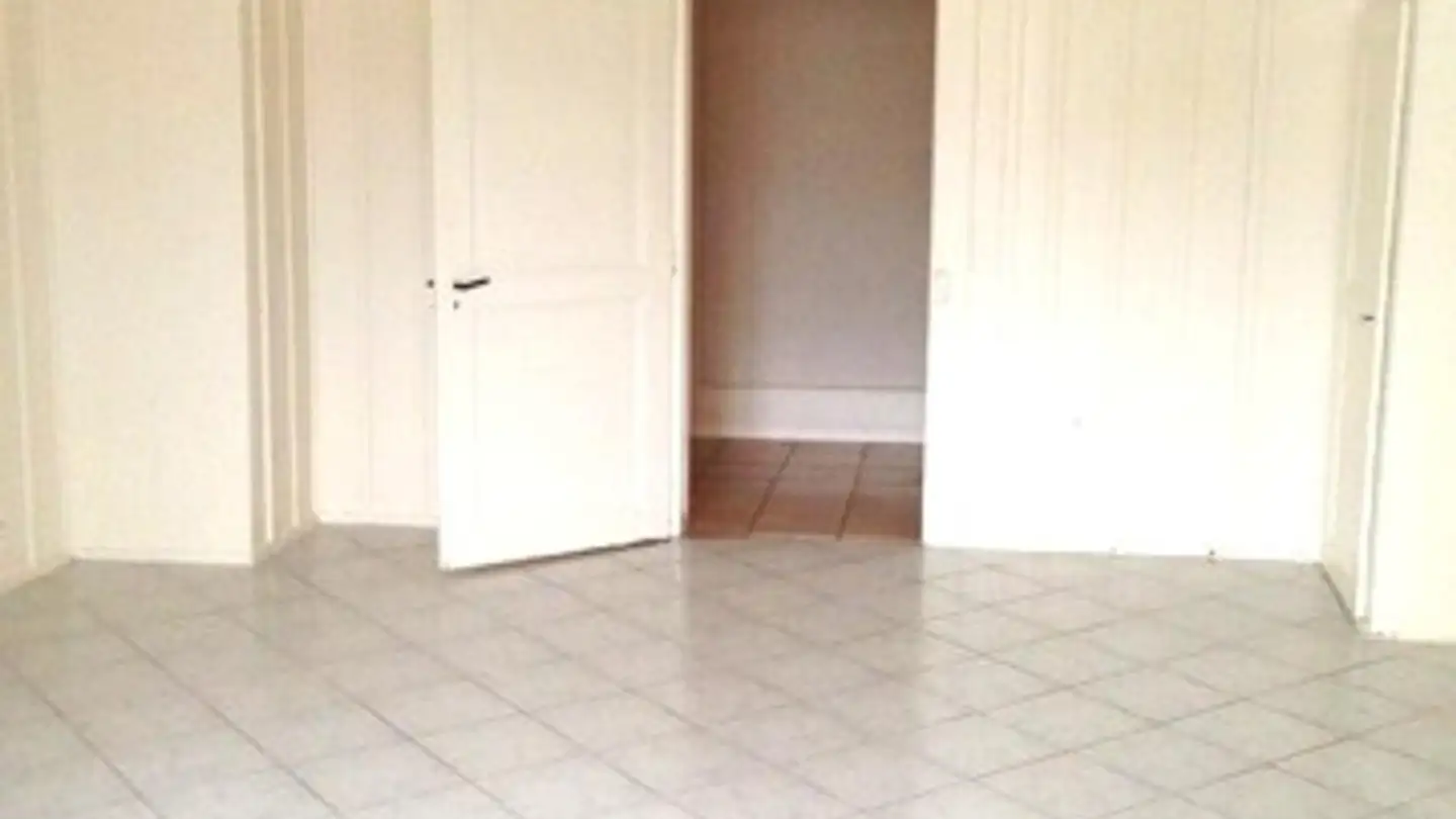 Wohnung mieten - Place Du Régent 5, 2523 Lignières