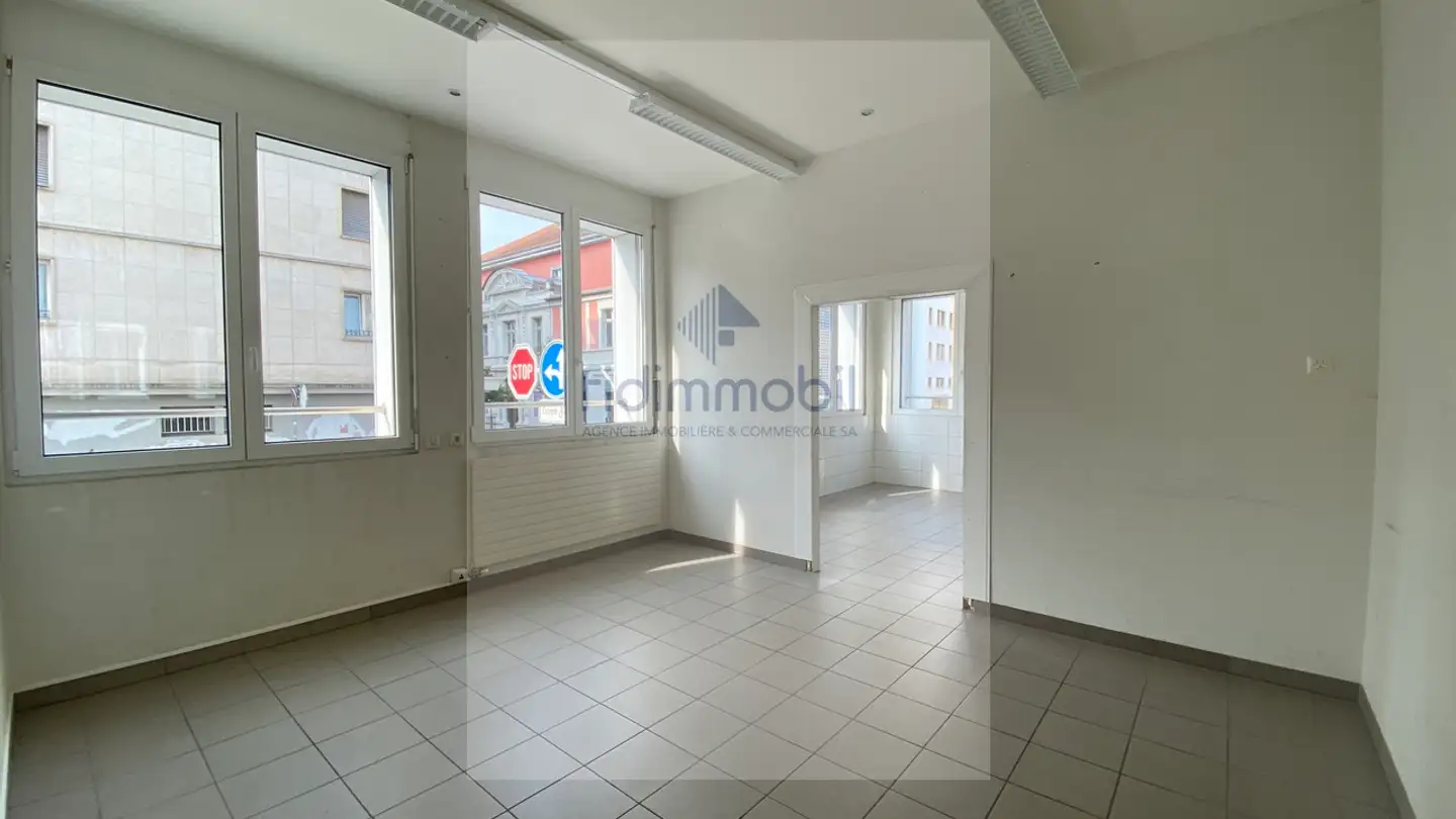 Bürofläche mieten - Rue Daniel-Jeanrichard 13, 2300 La Chaux-de-Fonds - Foto 2