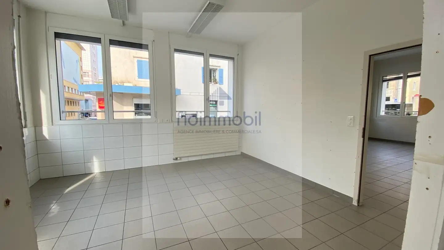 Bürofläche mieten - Rue Daniel-Jeanrichard 13, 2300 La Chaux-de-Fonds - Foto 3