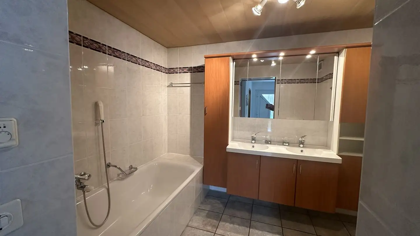 Appartement à louer - Ai Ca, 6523 Preonzo - Photo 4